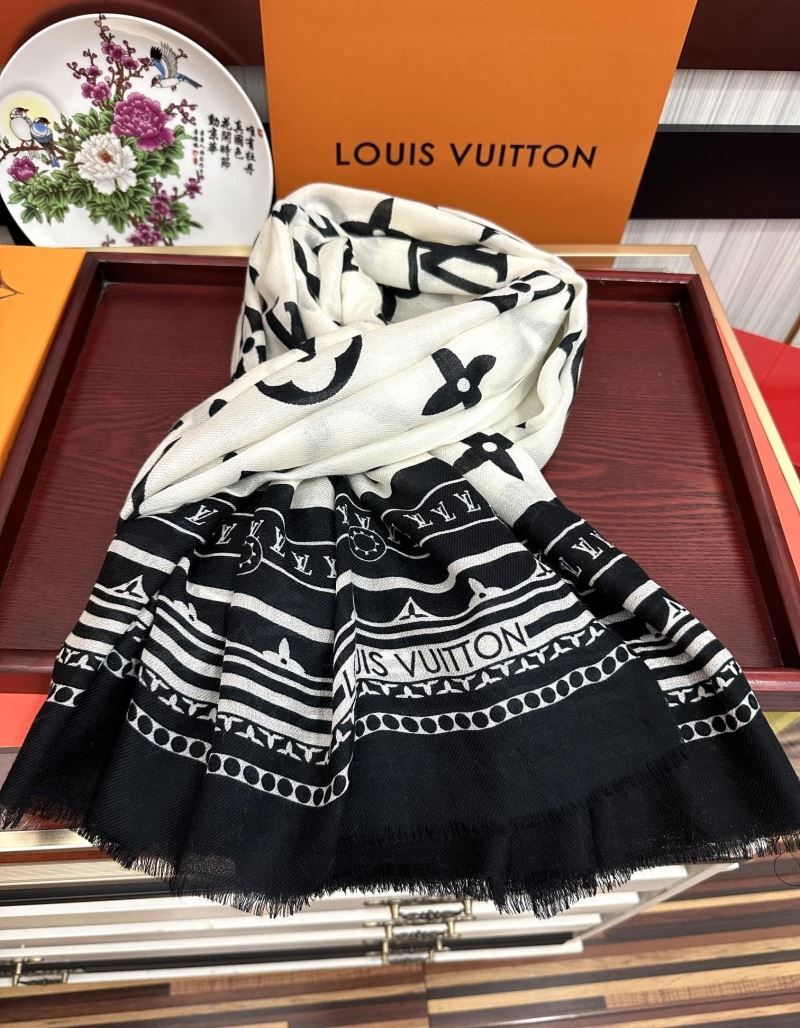 Louis Vuitton Scarf